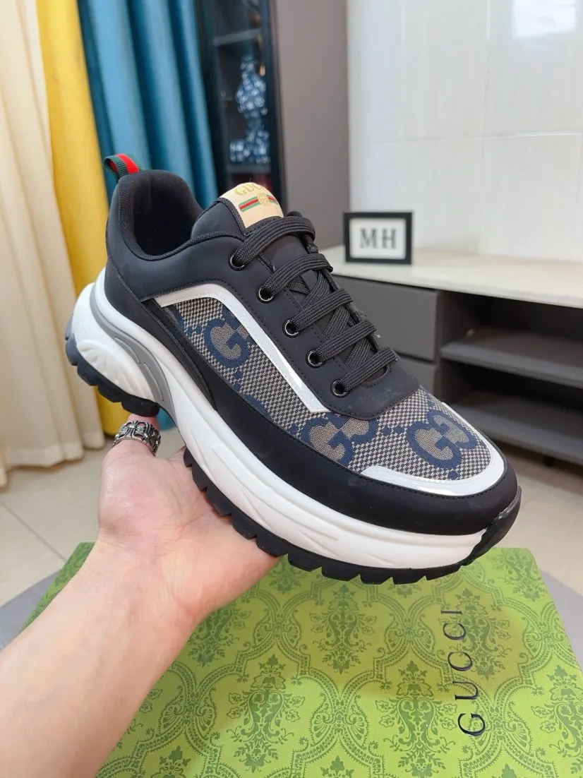 Men's shoes 💰458🌹🌹[GUCCI] Gucci's new lace-up casual men's shoes are on the market first, and the materials and workmanship are superior to all versions on the market. The highest quality shipped first-layer cowhide with imported original perforated materials➕Genuine leather lining, privately molded soft outsole, high foot comfort, imported special materials highlight the brand's unique charm, high-end customization 38-44